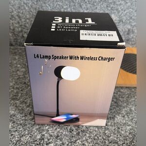 3-in-1 Wireless Charger Lamp Speaker